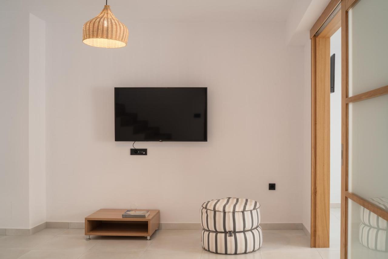 De Light Boutique Villas I II & III - Close To Rethymno, By Thinkvilla Atsipopoulo Exterior photo